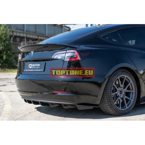 Galinio buferio spliteris skirtas Tesla Model 3