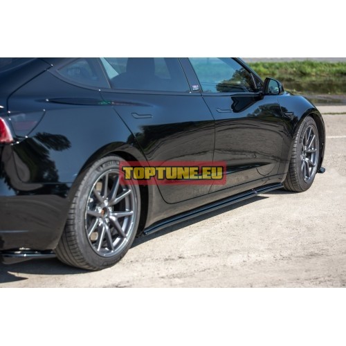 Side skirt extensions for Tesla Model 3