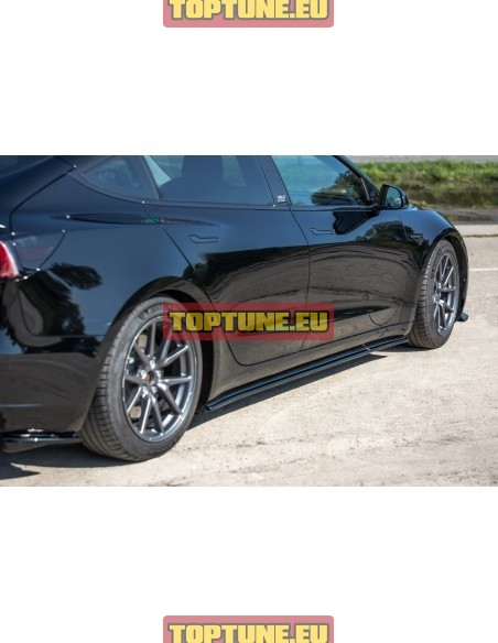 Slenksčių apdailos tinkančios Tesla Model 3 modeliams