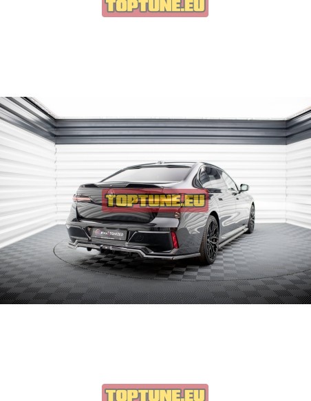 Maxton Design Rear bumper splitter for BMW G70 M Sport models