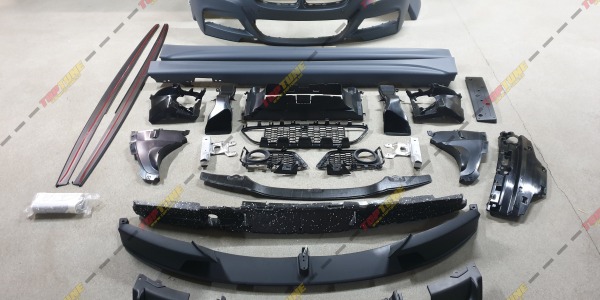 Detalių apžvalga. BMW F30 Performance apdailos komplektas